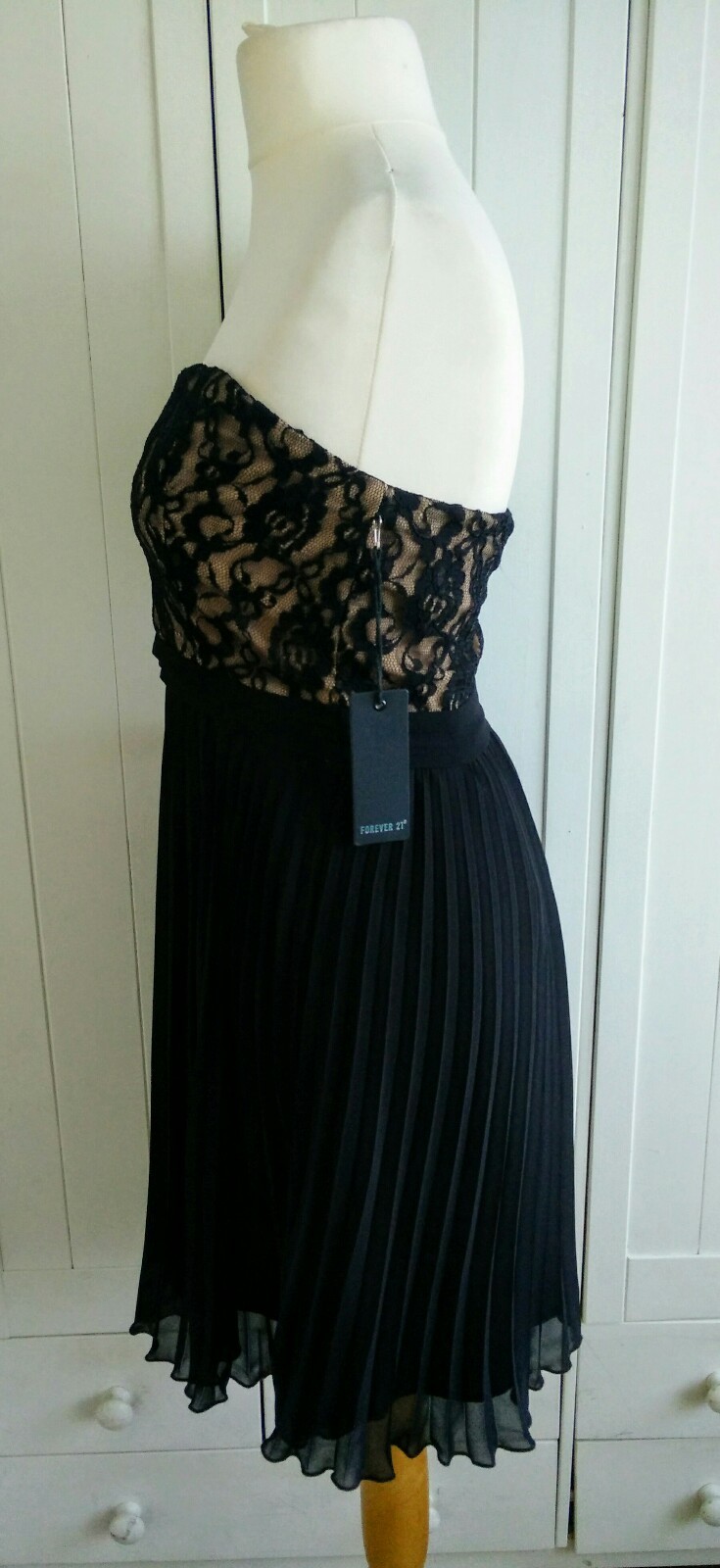 Picture 4 of 5