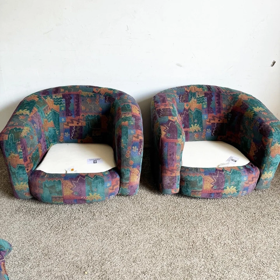Sillas giratorias posmodernas de barril con estampado multicolor - un par Foto 3 de 4