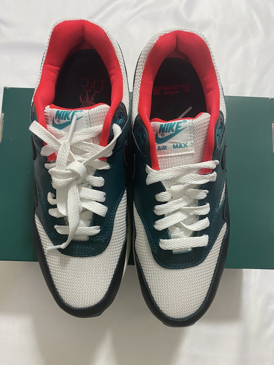New Mens Size 7.5 Green Nike Air Max 1 PRM Lebron Liverpool  display picture 1