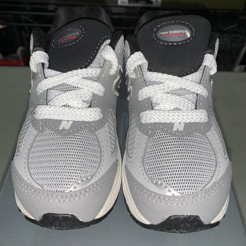 DS NEW BALANCE 2002R TODDLER SHOE IC2002SG SZ 8 & 9 - Picture 3 of 6