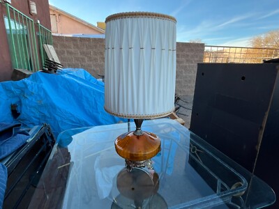 Vtg. Mid Century Modern Optical Amber Glass Saucer & Brass Hollywood Table Lamp