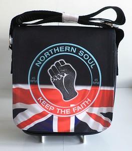 Insigne Broche émaillé Northern Soul - Keep The Faith, Drapeau Union Jack