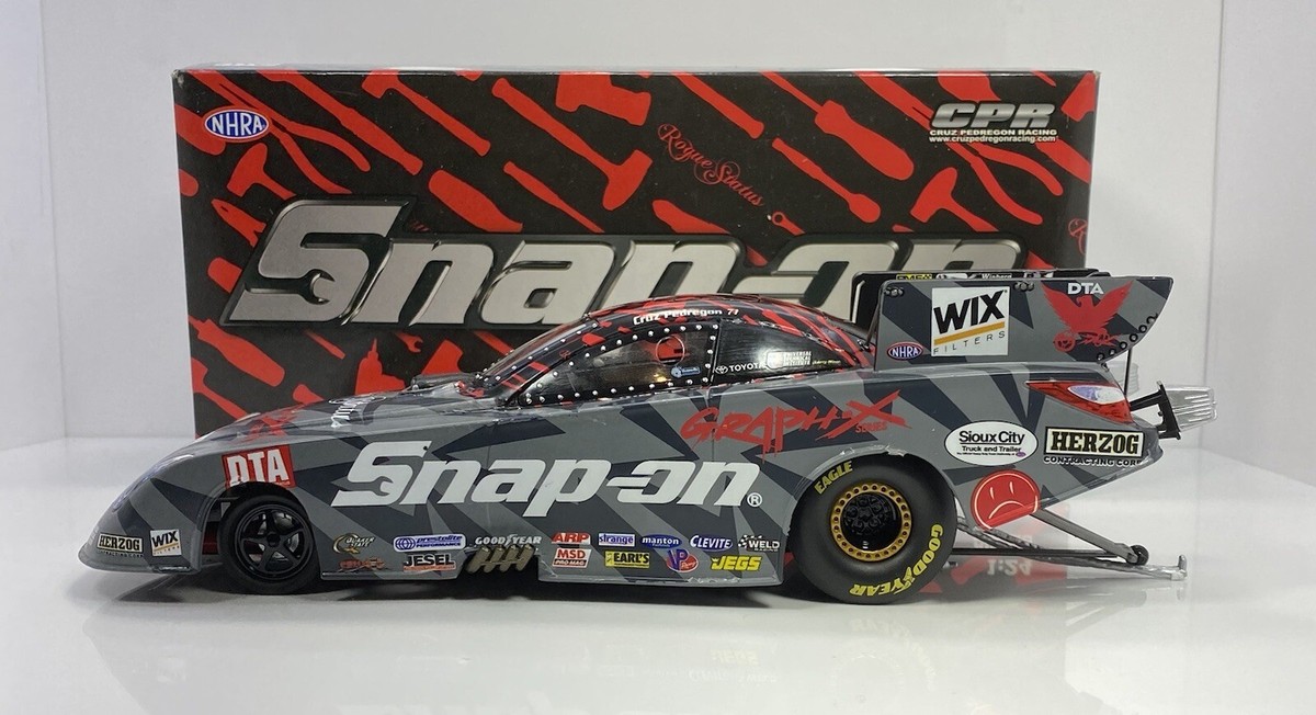 ミニカー1/24 Snap on TOYOTA FUNNY CAR No.176 ミニカー1/24 Snap on TOYOTA FUNNY CAR No.176