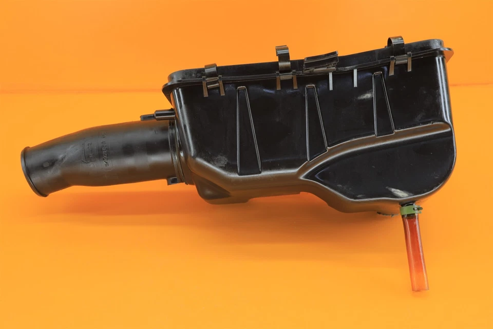 01-05 2003 Sportsman 400 OEM Air Cleaner Box Housing Cover Intake Tube Airbox - Image 2 of 4