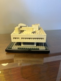 Lego Architecture Villa Savoye 21014 98% Complete
