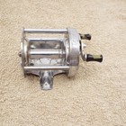 Vintage fishing reel — photo 3