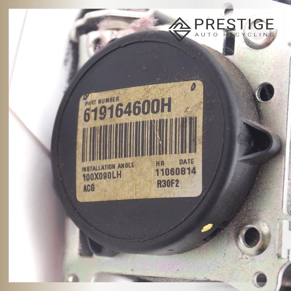 Toyota Prius C 2012-2017 cinturón de seguridad retractor delantero izquierdo 73220-52812-B0 OEM Foto 3 de 4