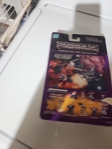 Transformers Heroes of Cybertron Starscream Generation One Collection New Sealed - Picture 2 of 2