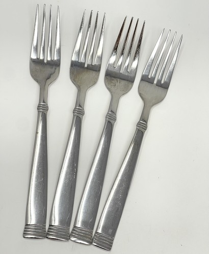 Wallace NAPOLI Set di 4 Posate Lucide per Pranzo 8” Inox