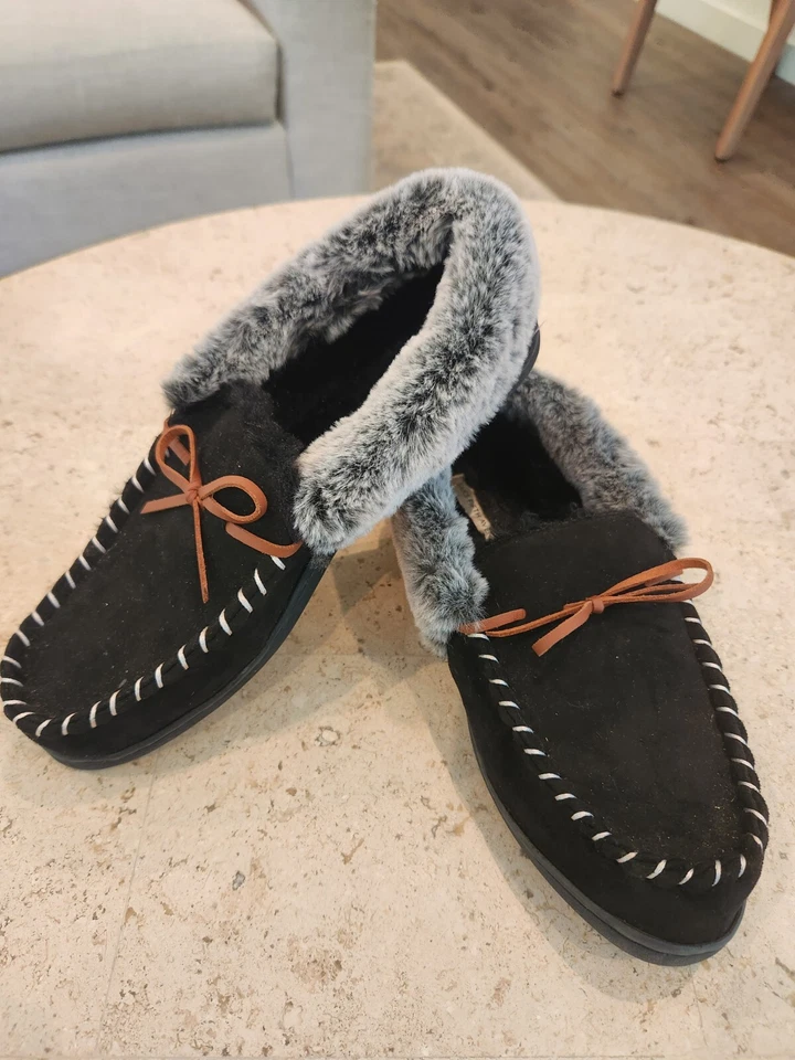 Zapatillas de casa Saks Fifth Avenue talla 9-10 nuevas con etiquetas negras de piel sintética NUEVAS Foto 2 de 4