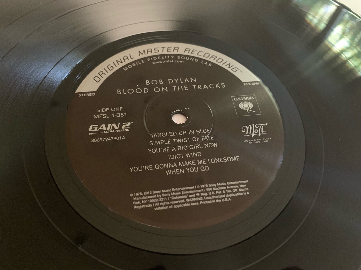 BOB DYLAN - BLOOD ON THE TRACKS LP 33.3 RPM NUMBERED MFSL 1