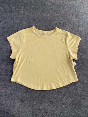 Old Navy Ultralite Tee Women's 2XL Yellow Short Sleeve Go-Dry NWT