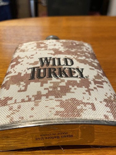 Wild Turkey Kentucky Straight Bourbon Whiskey 200ml Metal & Cloth Flask Lot Of 5 - Picture 6 of 8