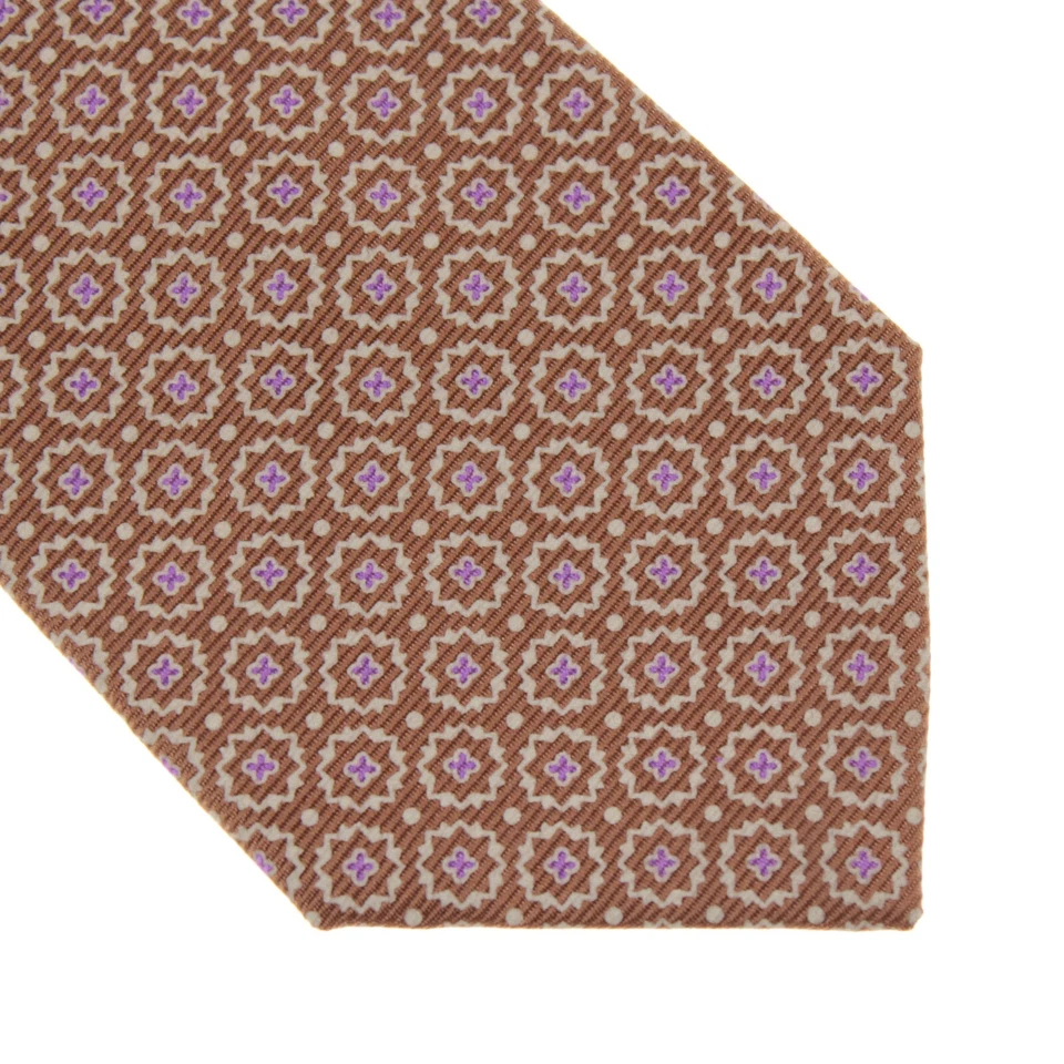 Kiton 全新无标签 100% 真丝七折领带浅棕色带奶油色/紫色图案 — 第 2/4 张图片
