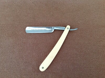 John Pound & Co ''Pound's Treble Extra Quality Steel'' Straight Razor, Etched Face