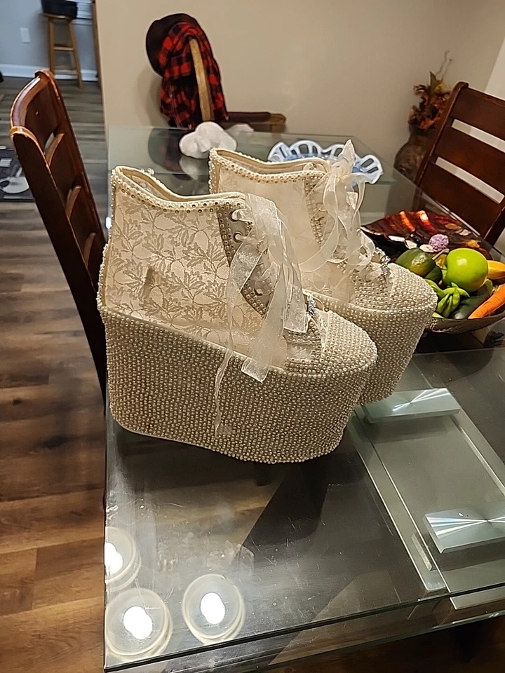 Bridal Shoes Custom Design Stiloshoes Beaded And Lace  Size 12 .5 Women's - Image 2 of 4