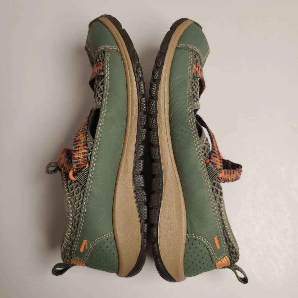 CHACO Niños Zapatos Sandalia Verde Oliva Junior Malla CALZADO DE RENDIMIENTO EE. UU. 4 USADO EN EXCELENTE CONDICIÓN Foto 4 de 4