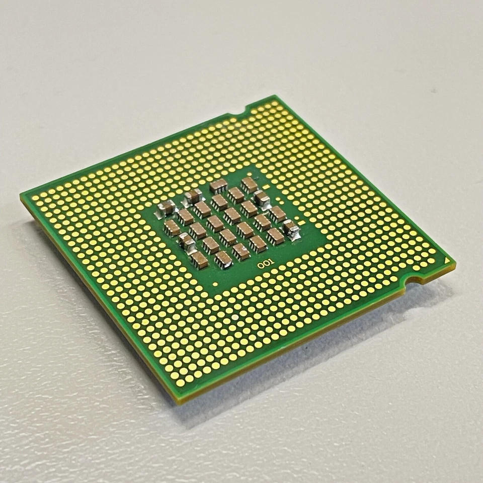 Genuine Intel Pentium 4 CPU 3.0 GHz 800 MHz 1MB Cache Processor Socket 775 SL7PU - Image 2 of 4