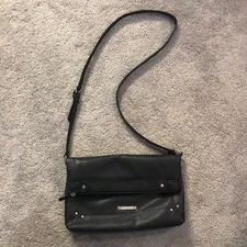Nine West women Crossbody shoulder Bag Purse Pocketbook zipper flap Black