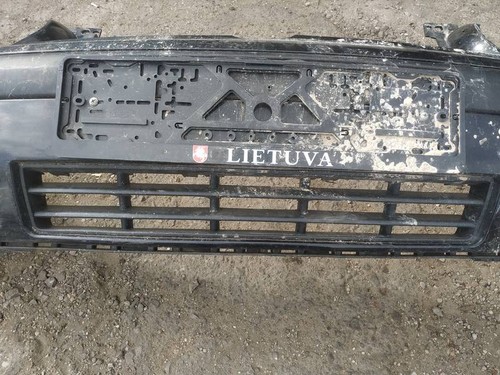 Stoßstangengrill vorne Mitte  Volkswagen Golf DE2519621-95