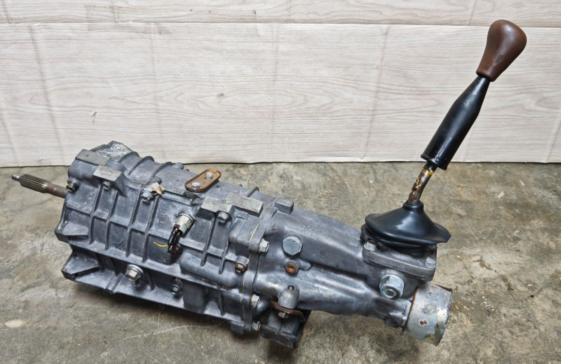 AE86 トランスミッションT50 TOYOTA T50 RWD 5 Speed Manual Transmission with shifter AE86