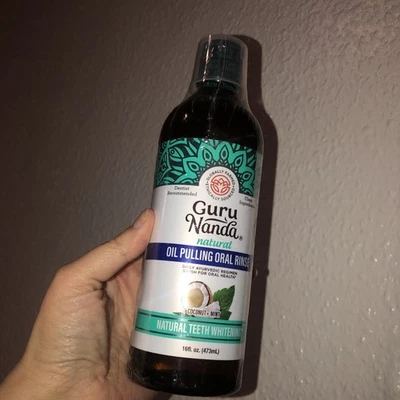 Guru Nanda Natural Oil Pulling Oral Rinse Coconut + Mint Natural Teeth Whitening