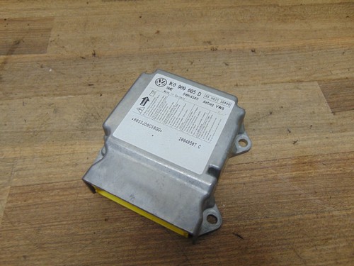 VW Golf 5 V 1K Airbagsteuergerät Steuergerät Airbag 1K0909605D