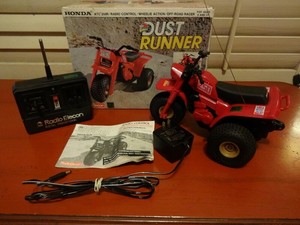 Vintage Shinsei Honda Atc 250r 3 Wheeler Rc Dust Runner Japan 1 8 Scale Working Ebay