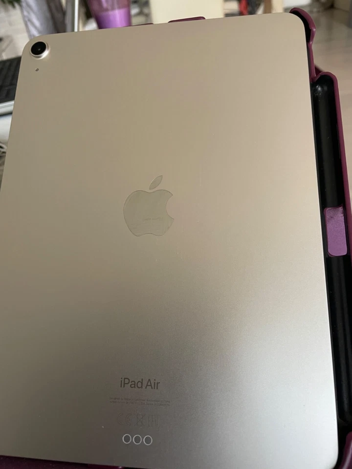 Apple iPad Air (5th generation) · 256GB · Wi-Fi, photo 3 sur 5