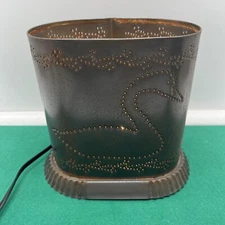Irvin’s Country Tinware Accent Lamp Punched Tinworks Duck Cottageware