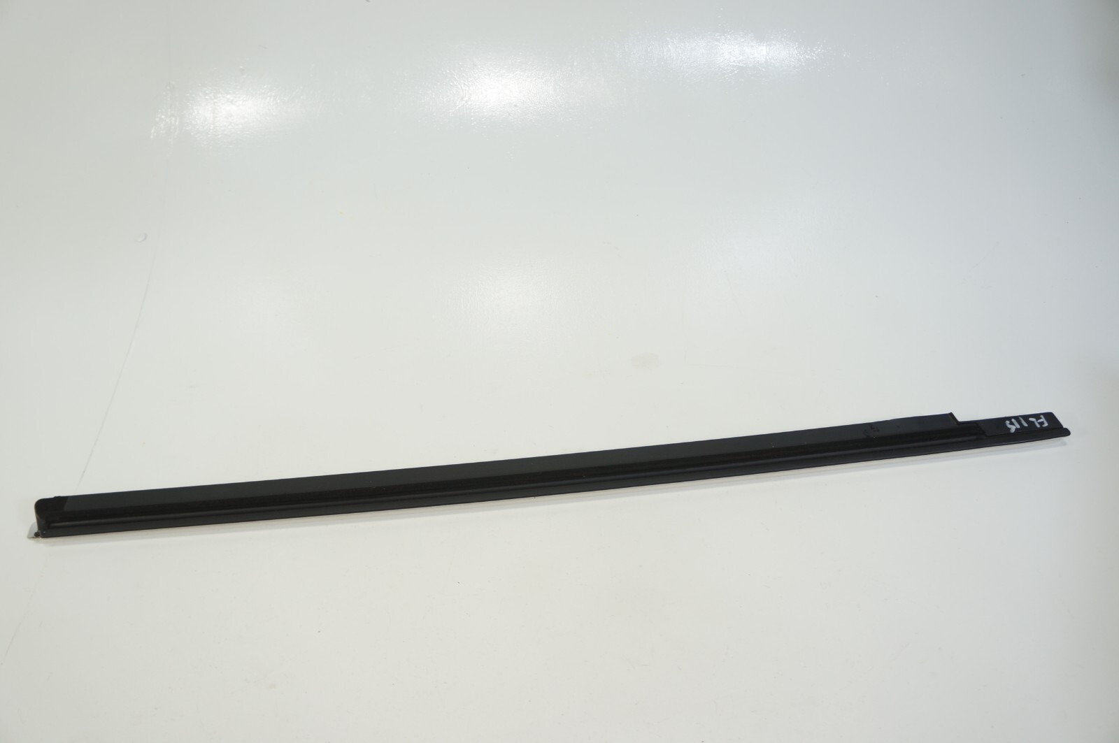 2014-2019 Maserati Ghibli front driver left side door exterior trim chrome OEM
