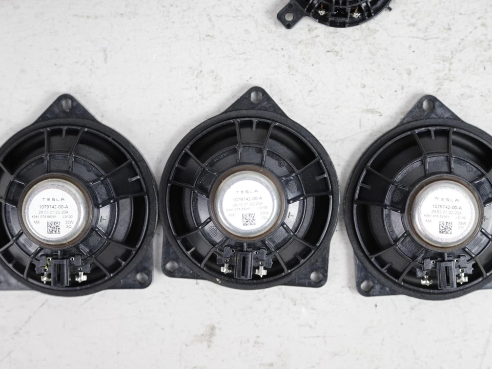 2017-2023 TESLA MODEL 3 SUBWOOFER SUB WOOFER SPEAKER SET OF 6 OEM 12k Foto 3 de 4