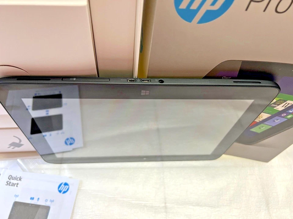 Tablet HP Pro 610 G1 con caja y cargador (2015) - Necesita batería nueva Foto 3 de 4