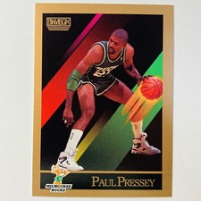 1990 SkyBox Paul Pressey #163 - Milwaukee Bucks Tc2