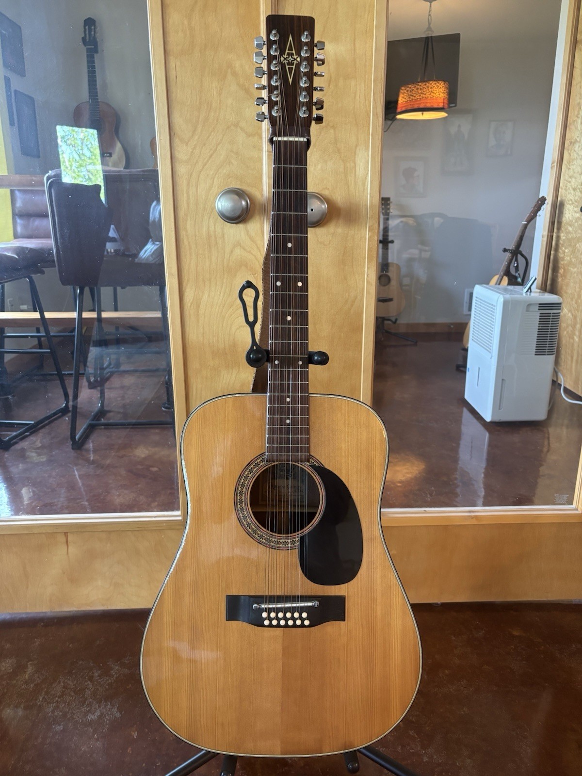 Alvarez 5021 12-String Dreadnought Vintage Acoustic Guitar Flat Top Right-Handed