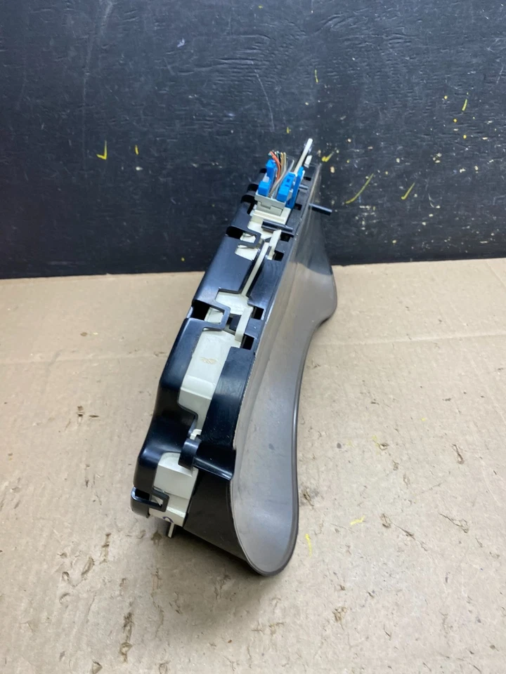 Оригинальный спидометр указатель кластера для Chevrolet Trailblazer 2006–2009 годов выпуска U4781 DG - Изображение 3 из 4