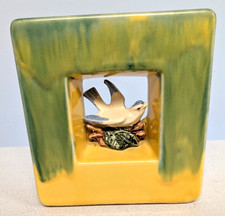 VINTAGE 1951 McCOY POTTERY YELLOW/GREEN 6.5" X 6" DOUBLE BIRD VASE PLANTER 3-D