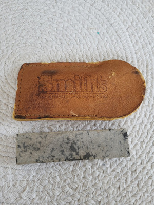 Vintage Smiths Wet Stone Knife Sharpening Set