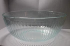 pyrex 7404-S Clear Aqua Tint Ribbed 4.5Q Mixing Bowl USA 4.5L