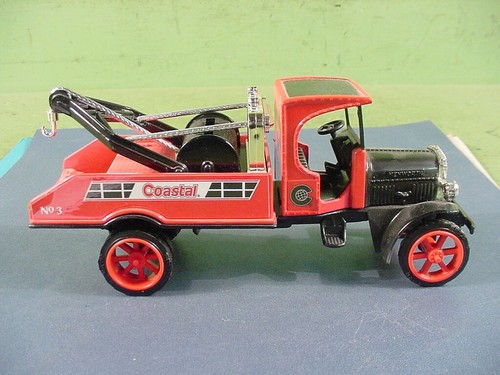 Limited Edition Coastal Die Cast 1925 Kenworth Wrecker Bank By Ertl Collectibles