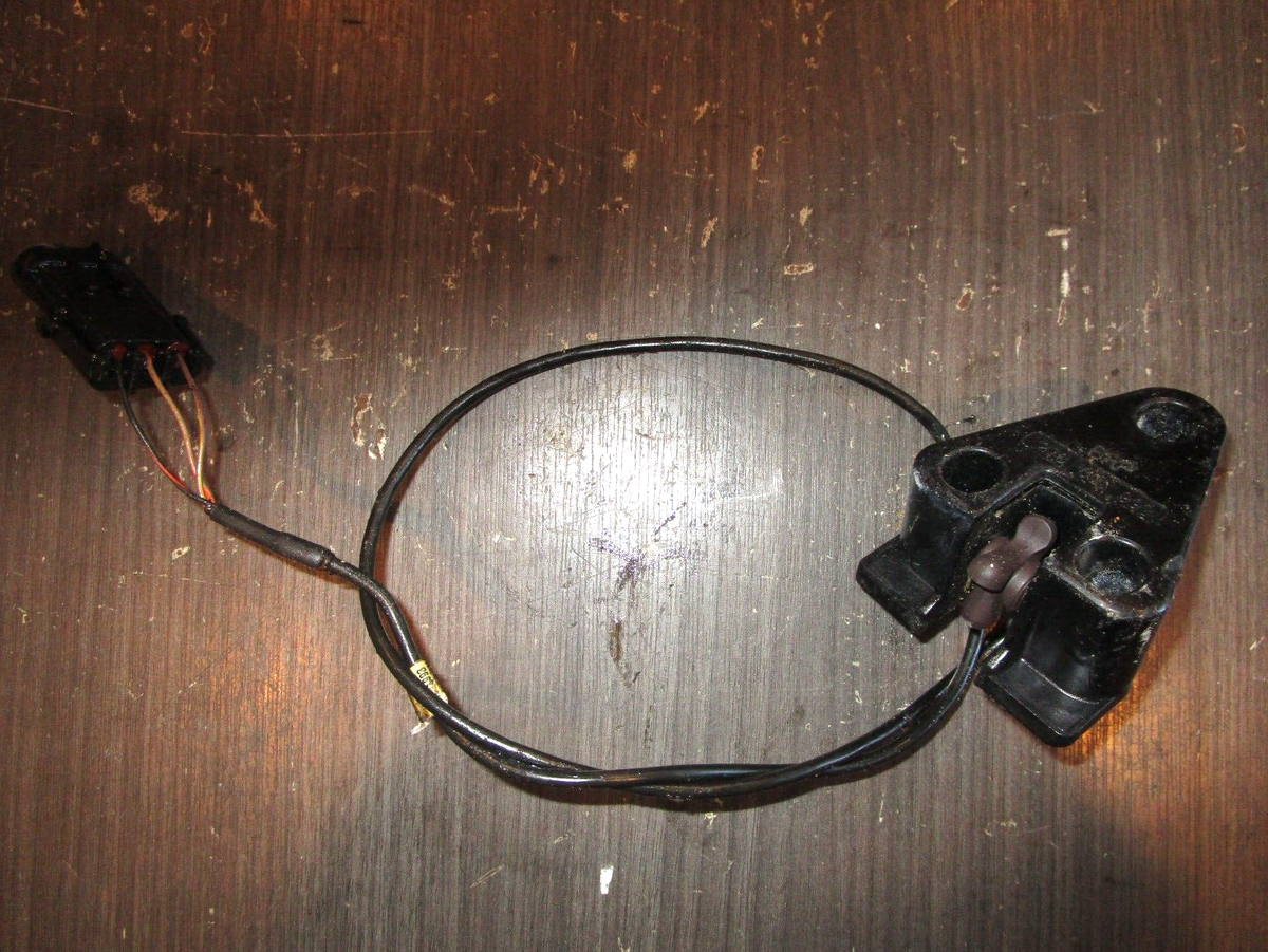 M③ 05 SEADOO GTX 4TEC LTD SCIC SPEED SENSOR PADDLE WHEEL ASSEMBLY