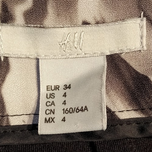 Falda H&M talla 4 negra/blanca/gris floral recta/lápiz ASO LIV y Maddie usada en excelente estado - Imagen 8 de 8