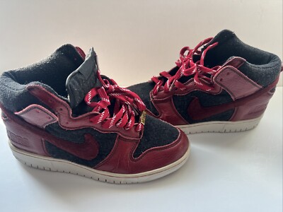 Size Nike Dunk High Supreme Destroyer Fuzzy/Leather Maroon