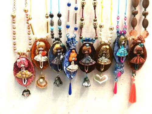 Gold Doll Jewelry Necklace Pendant Princess Pearl Crystals Amulet Talisman Shell - Picture 15 of 24