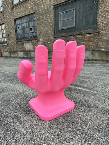 Light Pink right HAND SHAPED CHAIR 32" tall adult 70s Retro iCarly NEW - Picture 2 of 10