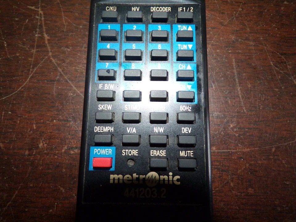 TÉLÉCOMMANDE DÉCODEUR ORIGINAL VÉRITABLE METRONIC 441203.2 - Photo 3/4