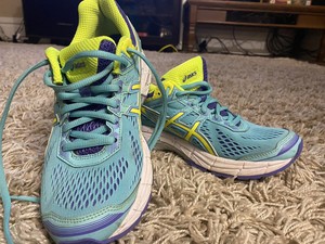 asics gt 1000 womens 7.5