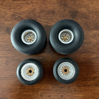 GMP 1/18 Pro Street Gold Drag Wheels #8 (Soft Tires)