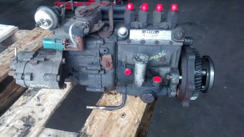 Bomba de combustible NPR ISUZU 1993 483311 Foto 4 de 4