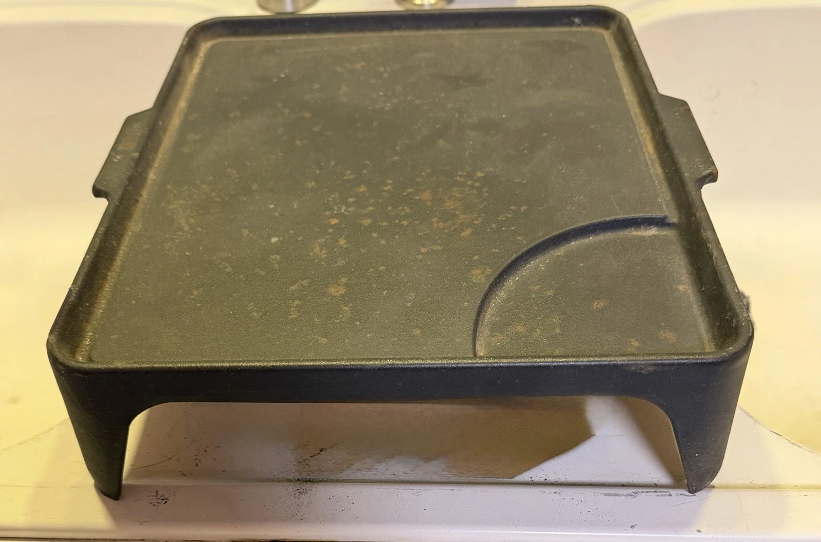 Cast Iron Skillet Griddle Rectangle Short Legs Handles ~10”x12” RARE